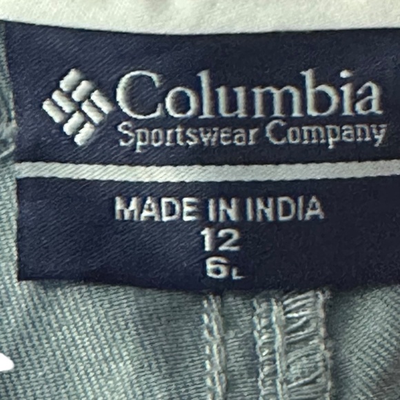 Columbia PFG Gray shorts size 6 - Picture 4 of 5